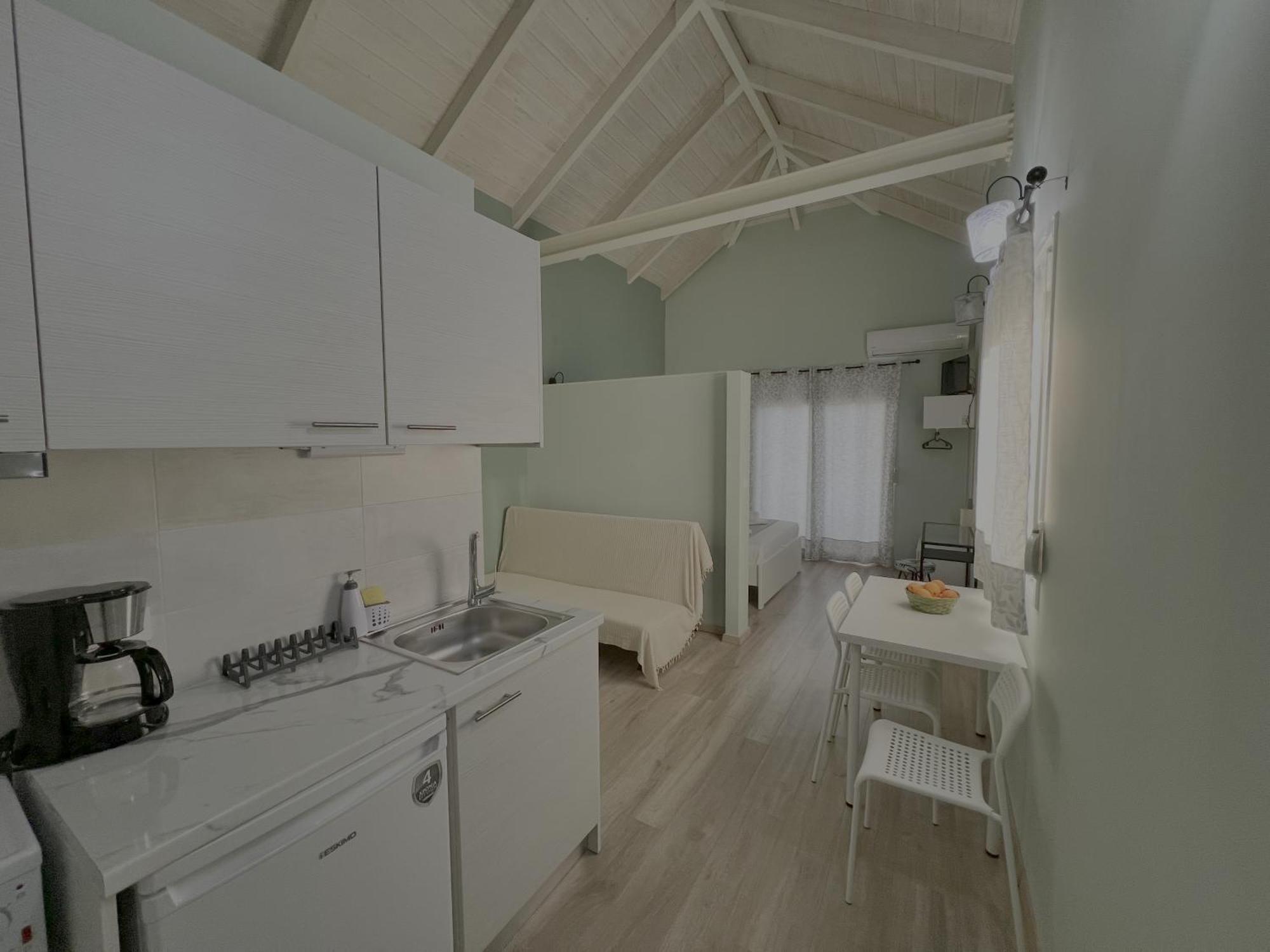 Ktima Klimentini Apartment Vivári Екстериор снимка